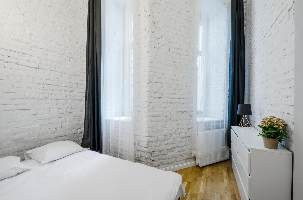 Standard Apartment On 6 Sierpnia Лодзь Экстерьер фото