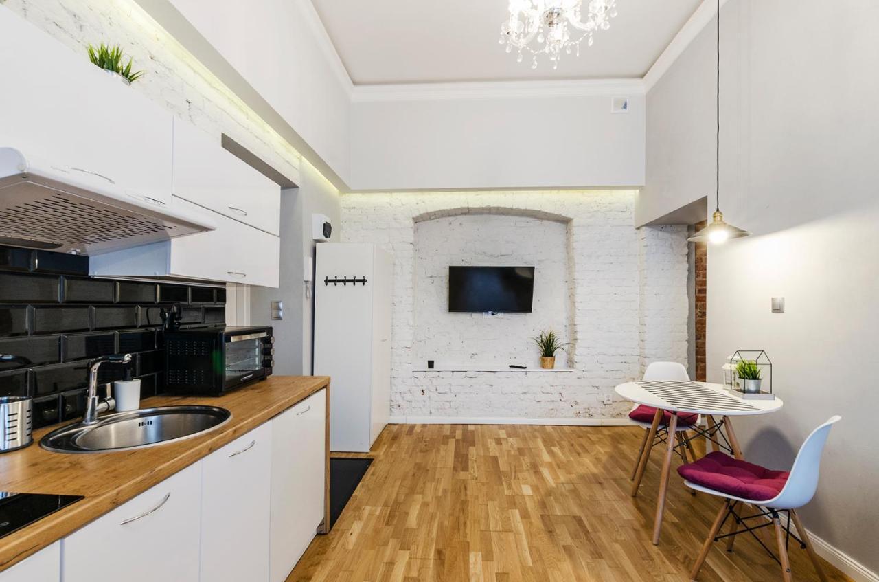 Standard Apartment On 6 Sierpnia Лодзь Экстерьер фото